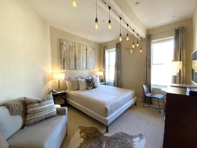 Independence Square 304, Stylish Hotel Room With Downtown Views & Great Location أسبن المظهر الخارجي الصورة